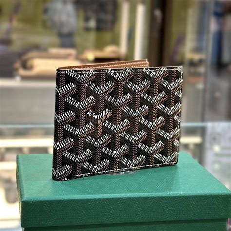 Goyard Victoire Wallet .